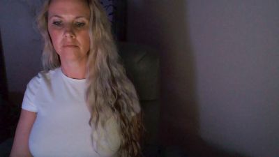 LoVe_On live cam on Cam4