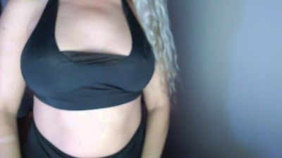 LoVe_On live cam on Cam4