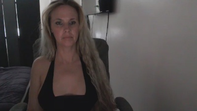 LoVe_On live cam on Cam4