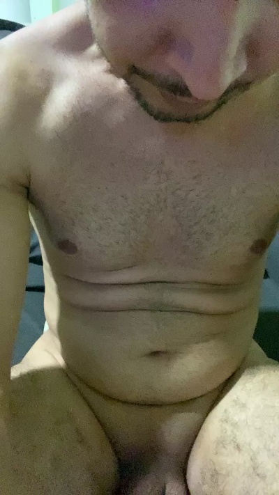 LoboAlpha live cam on Cam4