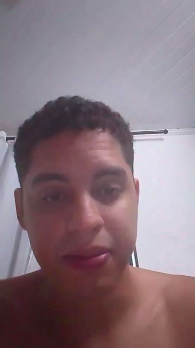 LoboAlvaro live cam on Cam4