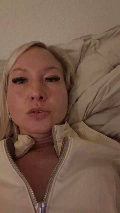 Locita live cam on Cam4