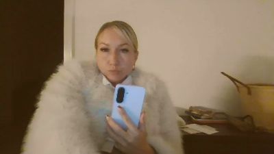 Locita live cam on Cam4