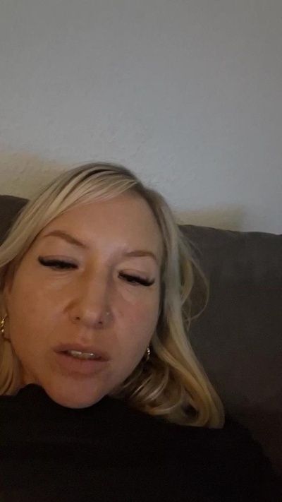 Locita live cam on Cam4