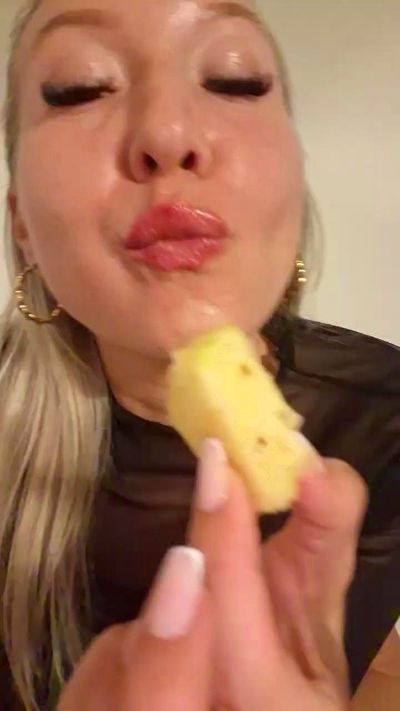 Locita live cam on Cam4