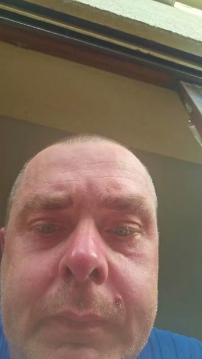 Locked_slave44 live cam on Cam4