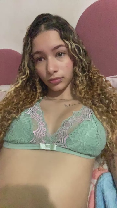 Loirafst live cam on Cam4