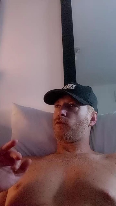 Loiroatv36sc live cam on Cam4