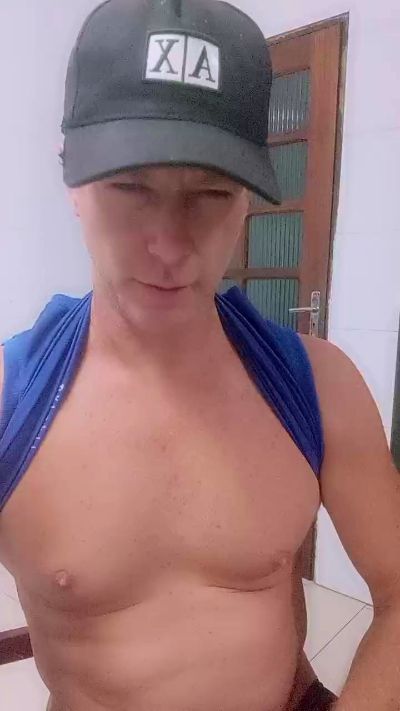 Loiroatv36sc live cam on Cam4