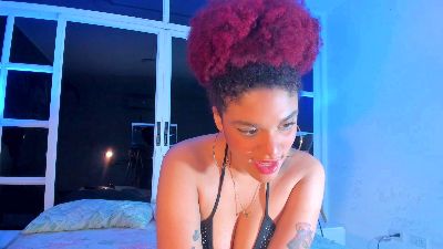 LolaDupont live cam on Cam4