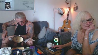 LolaRent66 live cam on Cam4