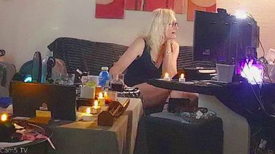 LolaRent66 live cam on Cam4