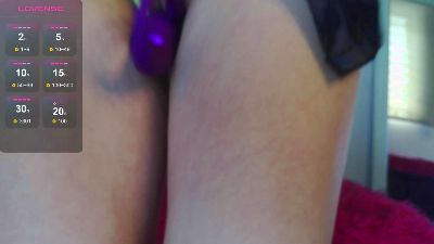 Lola_Pinck live cam on Cam4