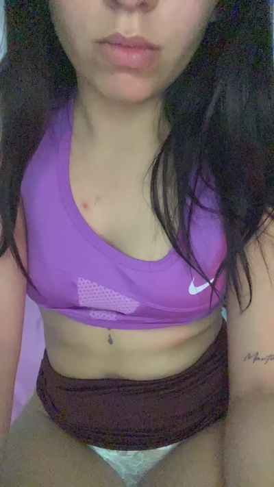 Lolaarg live cam on Cam4