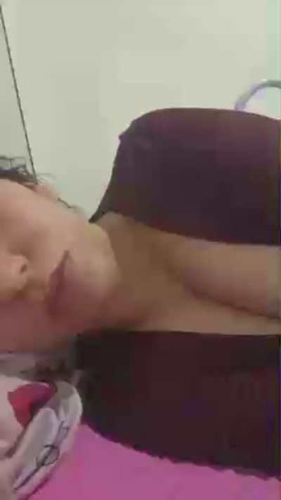 Lolaarg live cam on Cam4
