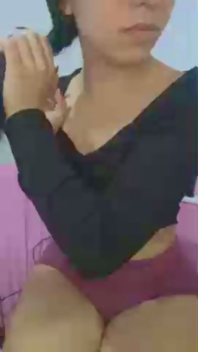 Lolaarg live cam on Cam4