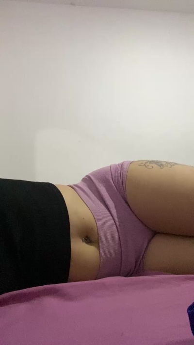 Lolaarg live cam on Cam4