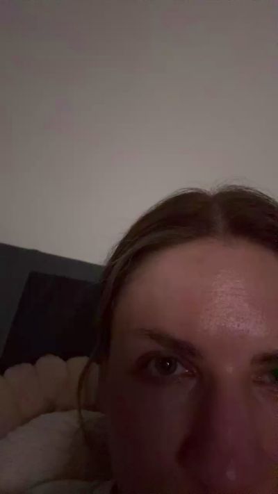 Lolalzftnagel96 live cam on Cam4
