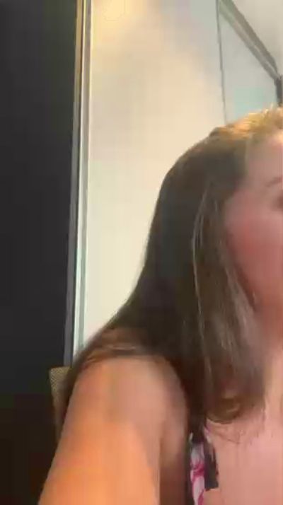 Lolaplik live cam on Cam4