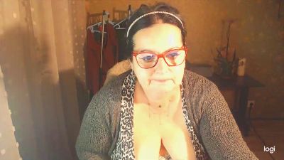 LollaGreate live cam on Cam4