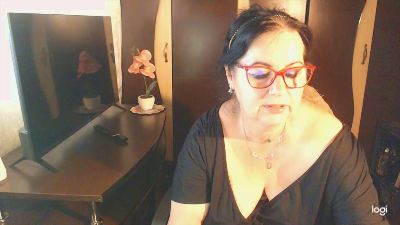 LollaGreate live cam on Cam4