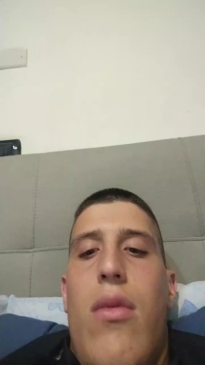 Lolloniccia live cam on Cam4