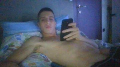 Lolloniccia live cam on Cam4
