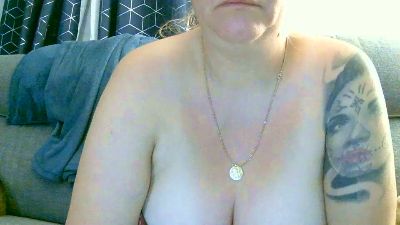 Lolybluelamilf live cam on Cam4