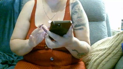 Lolybluelamilf live cam on Cam4
