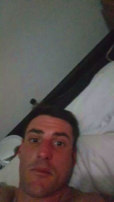 Lombardoypochi live cam on Cam4