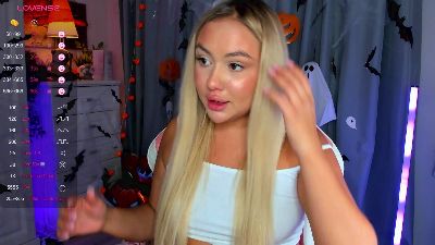 Loneve live cam on Cam4