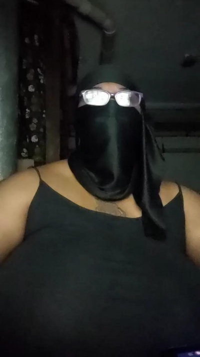 Lonevirgo live cam on Cam4