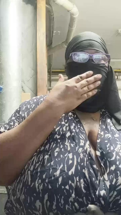 Lonevirgo live cam on Cam4