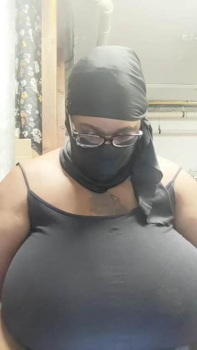 Lonevirgo live cam on Cam4