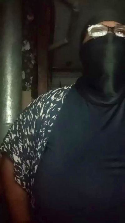Lonevirgo live cam on Cam4