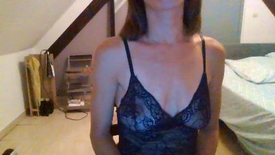 Loolaa_k live cam on Cam4