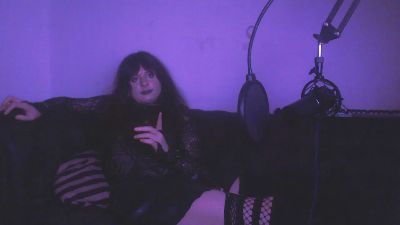 Loonadoomer live cam on Cam4