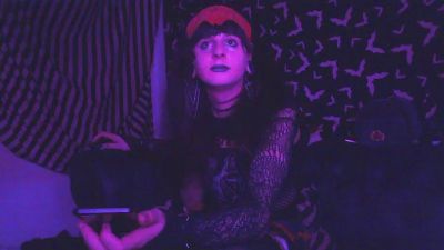 Loonadoomer live cam on Cam4