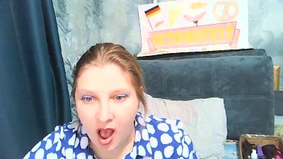 Loooving_Emma live cam on Cam4