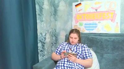 Loooving_Emma live cam on Cam4
