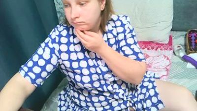 Loooving_Emma live cam on Cam4