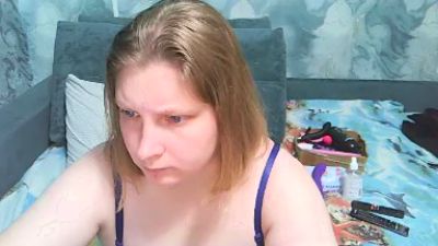 Loooving_Emma live cam on Cam4