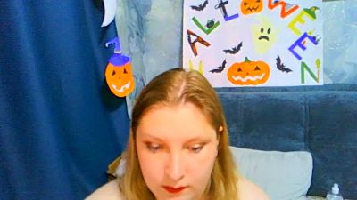 Loooving_Emma live cam on Cam4
