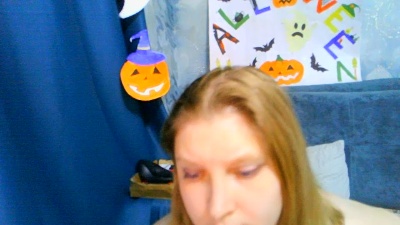 Loooving_Emma live cam on Cam4
