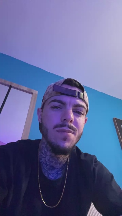 Loqbi54 live cam on Cam4
