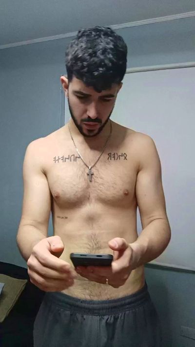Loquito69 live cam on Cam4