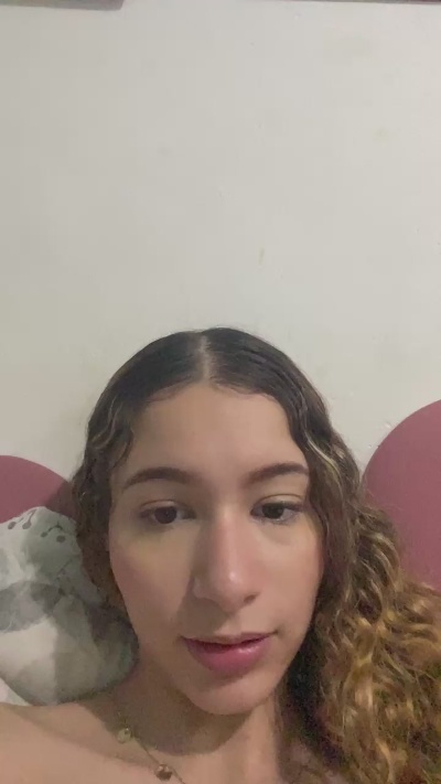 Loraafst live cam on Cam4