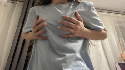 LoraleeClarey live cam on Cam4