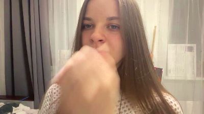 LoraleeClarey live cam on Cam4