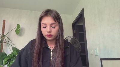 LoreAbdelwahed live cam on Cam4